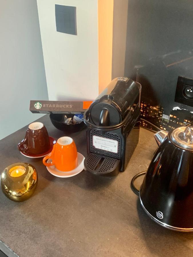 Sleep Inn - Black And Gold Loft Antwerp Cityview Екстериор снимка
