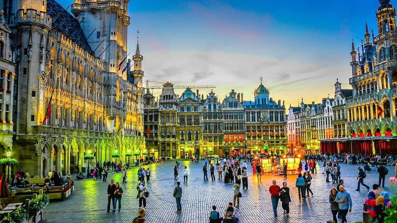 Sleep Inn - Black And Gold Loft Antwerp Cityview Екстериор снимка